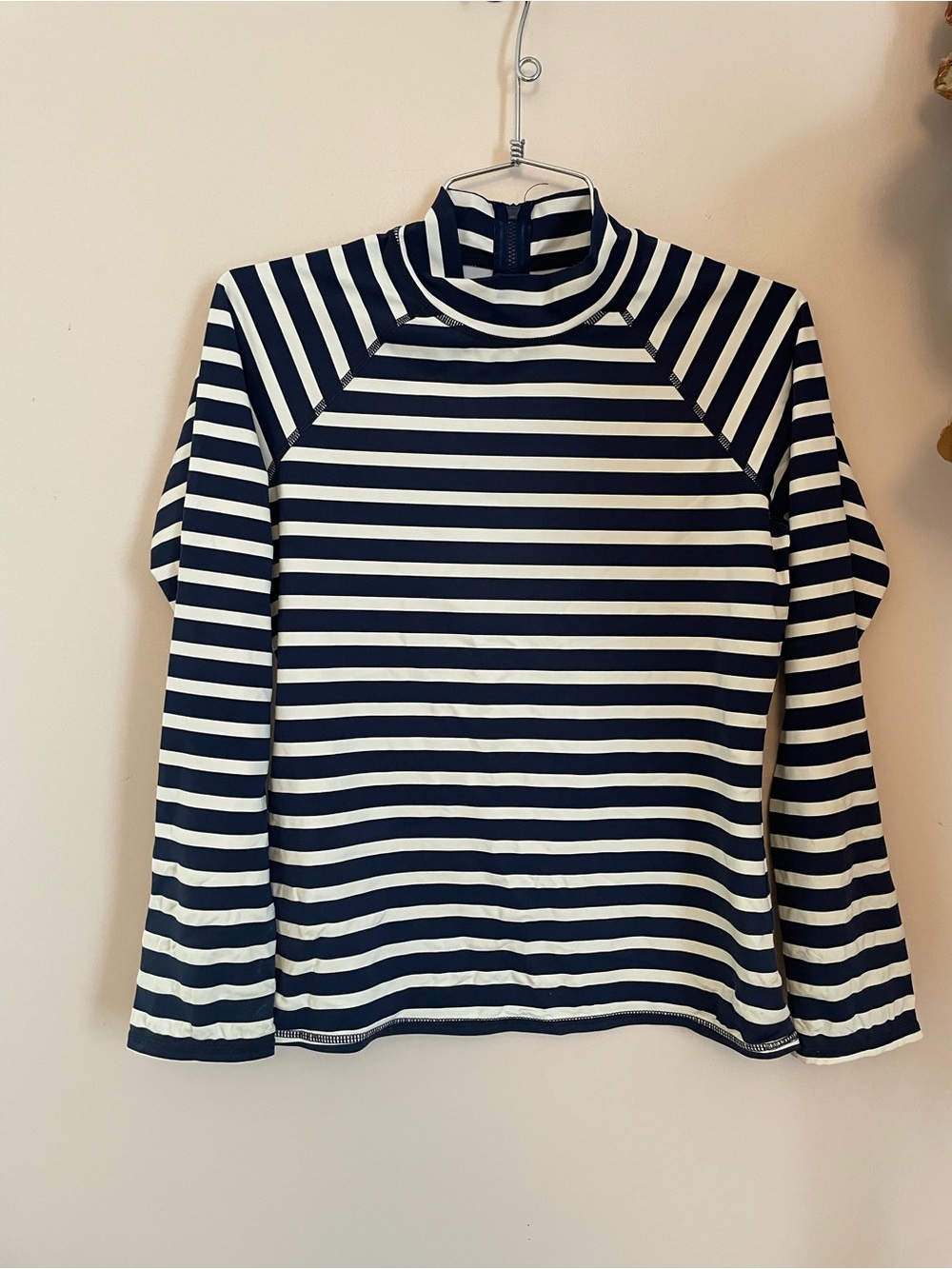 Garnet Hill Navy and White Striped Rash Guard Surf Swim Top Size Small